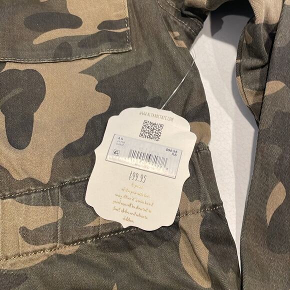 NWT Altar’d State Women’s Camo Jacket Size XS - Picture 3 of 9